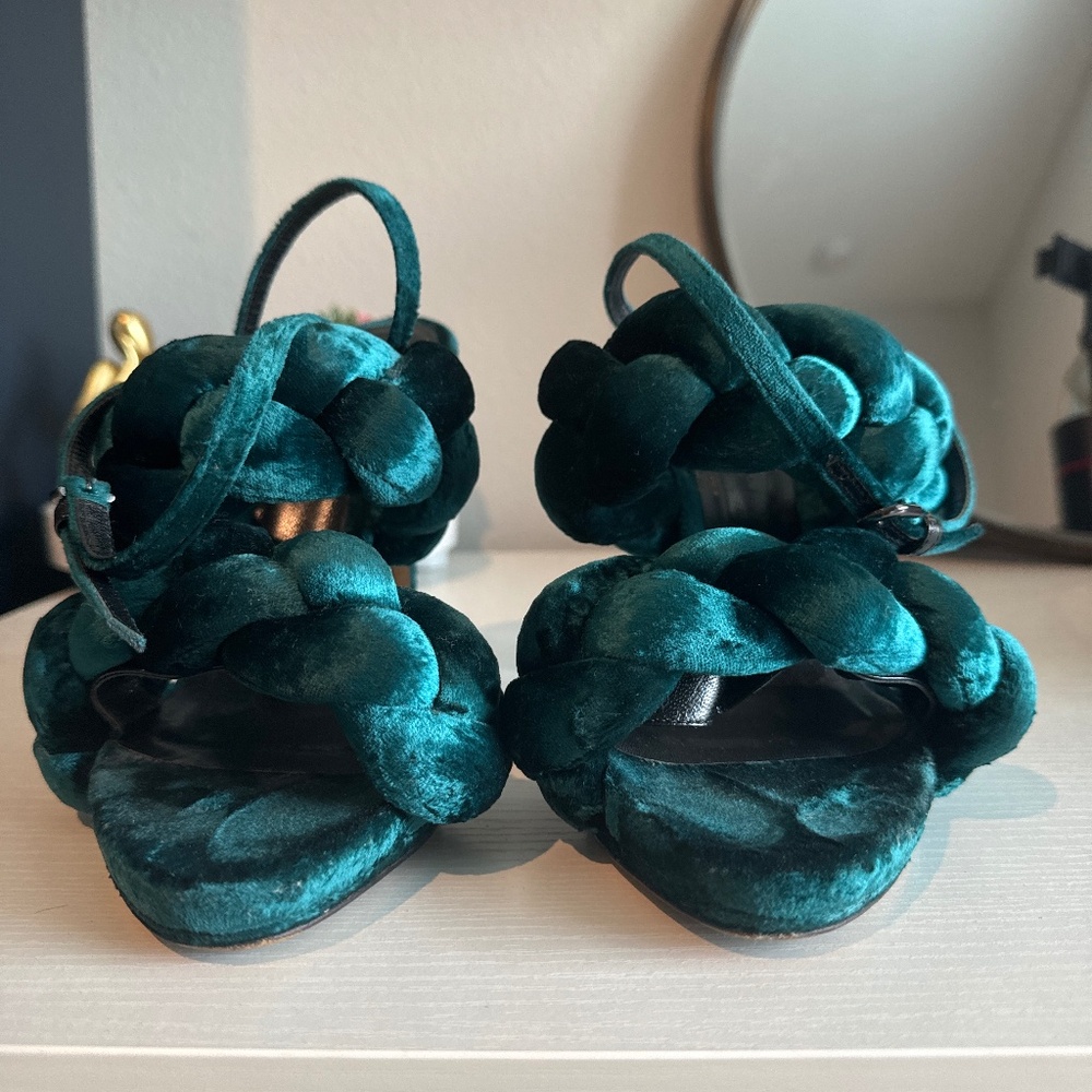 MARCO DE VINCENZO Velvet Braided Sandals